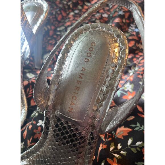 Good American Heels Square Toe Silver Snake Size 10 NWOT - Picture 6 of 7